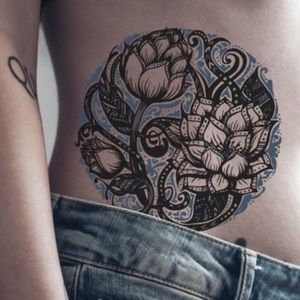 Lotus phase flowers in balance 🌸
